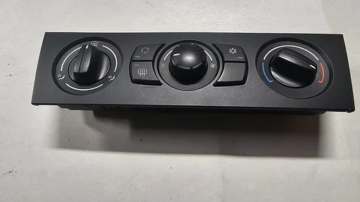 Airco kachel bedieningspaneel BMW 1 / 3 serie E81 82 E87 E88 E9x 64119162986 9162986
