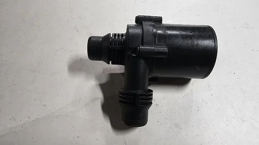 Extra waterpomp BMW X5 Serie E53 64116904496 6904496 64116954987 6954987
