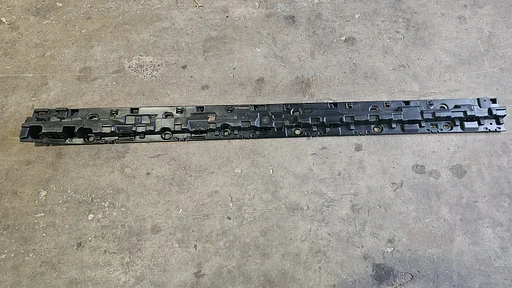 Montage balk links sideskirts dorpel lijsten BMW X5 serie G05 51777425459 7425459