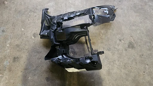 M performance voorbumper mistlamp montage steun BMW X 5 serie G05 51118069227 8069227