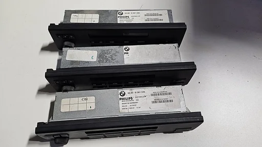 Radio display BMW 5-Serie E39 65828361346 8361346 68828361087 8361087