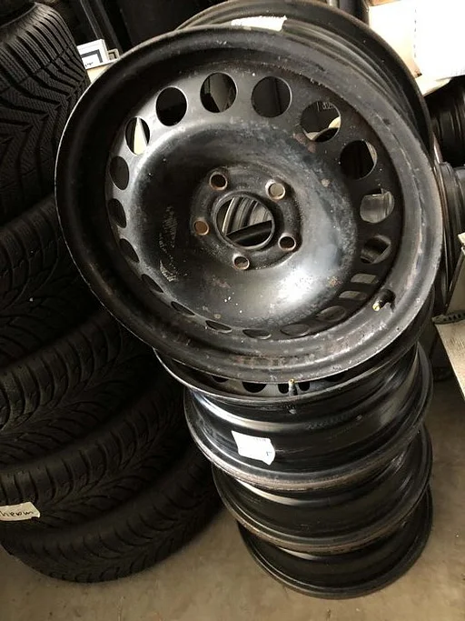4 x Velgen Opel Meriva B Astra H Vectra C Zafira  Steek 5 x 110 ET35 NG 65,1 Mm 6,5 J 15 Inch