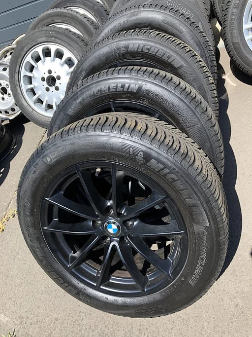 BMW 5 Serie G30 G31 F90 5 x 112 ET27 All Season Michelin Cross Climate 225-55-17 97W SnowFlake