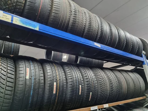 235/45/18 zomerbanden diverse A-merken 6+mm vanaf €50 p st. 2354518 2354518
