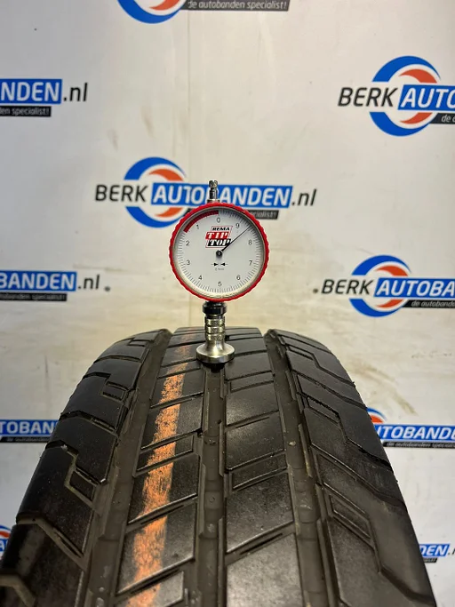 4x Continental ContiVanContact 205/70 R17C 115/113R 205/70/17C 2057017C (prijs = 4 banden)