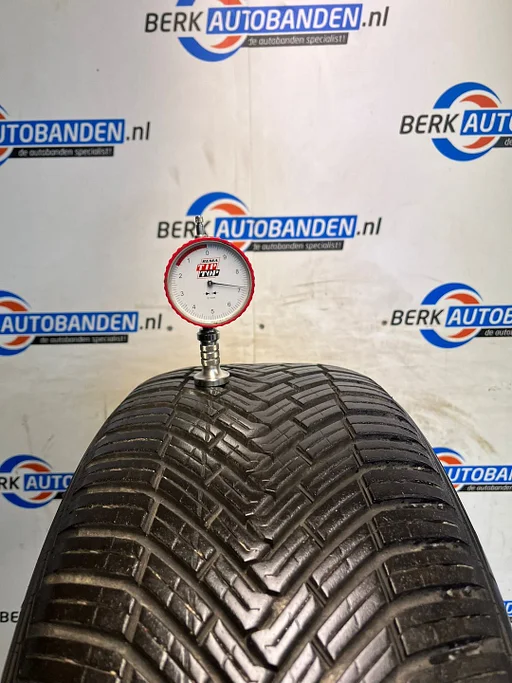 2x Continental AllSeasonContact 215/50 R19 93T 215/50/19 2155019 (prijs = 2 banden)
