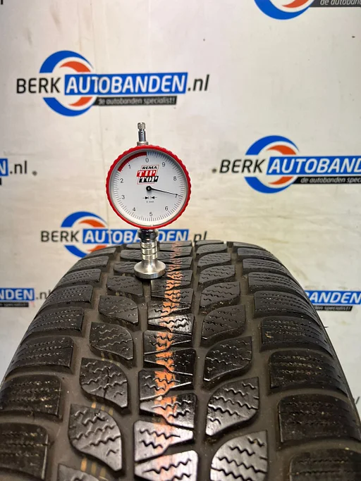 2x Bridgestone Blizzak LM-25 225/60 R15 96H 225/60/15 2256015 (prijs = 2 banden)