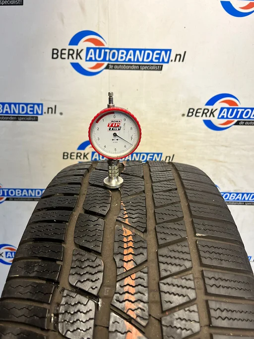2x Continental ContiWinterContact TS830P M0 255/45 R17 98V 255/45/17 2554517 (prijs = 2 banden)
