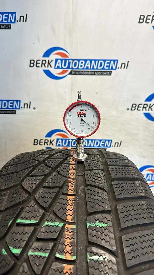 2x Pirelli Sottozero Winter 240 245/35 R18 92V 245/35/18 2453518 (prijs = 2 banden)