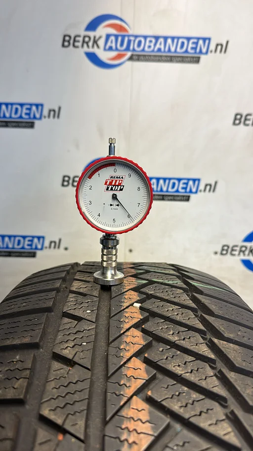 2x Continental WinterContact TS850 235/55 R19 105H XL 235/55/19 2355519 (Prijs = 2 banden)