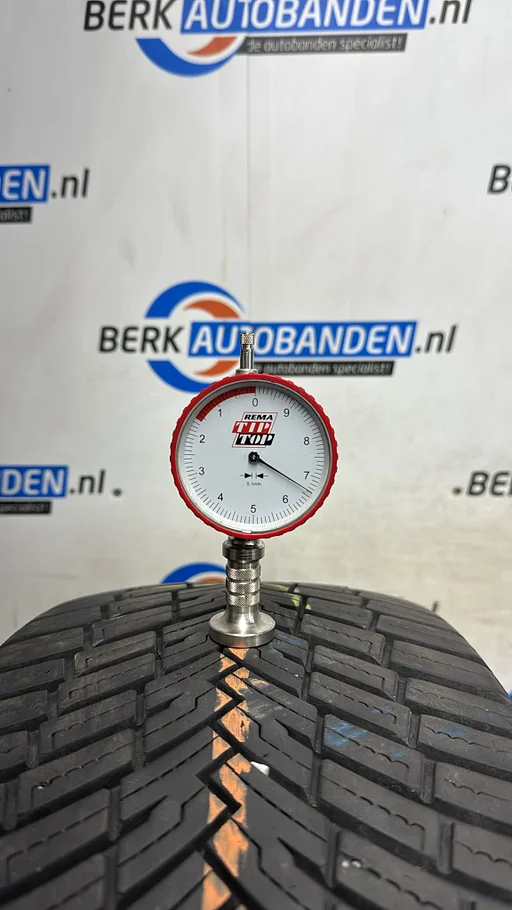 2x Pirelli Cinturato All Season LSF 2 215/45 R20 95T 215/45/20 2154520 (Prijs = 2 banden)