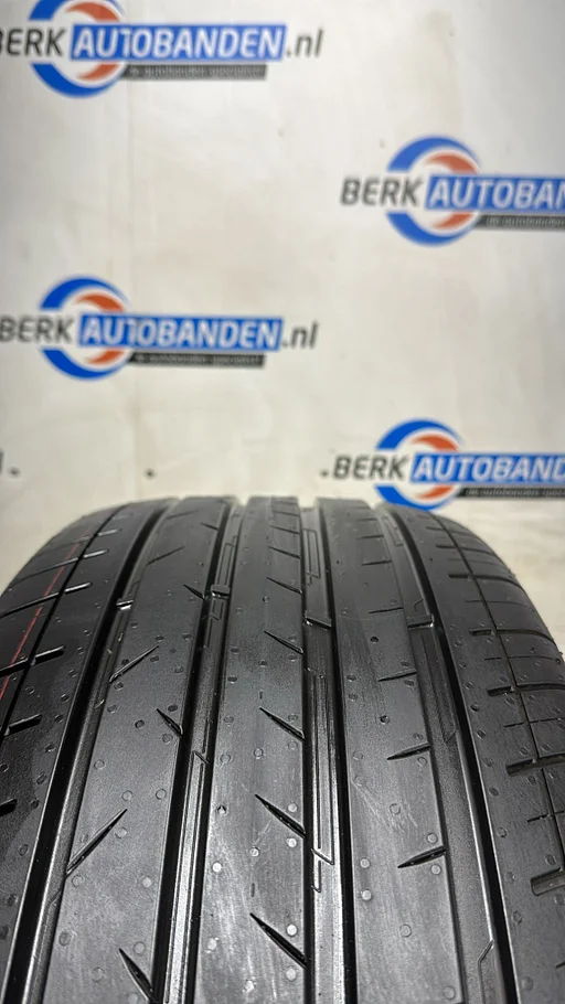 2x Vredestein Ultrac MO (DEMO) 225/55 R18 102Y 225/55/18 2255518 (prijs = 2 banden)