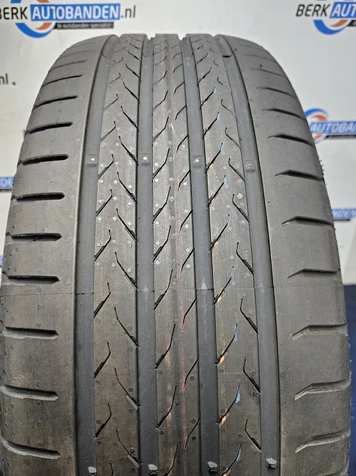 2x Continental Ecocontact 6Q (DEMO) 235/45 R21 101H 235/45/21 2354521 (prijs = 2 banden)