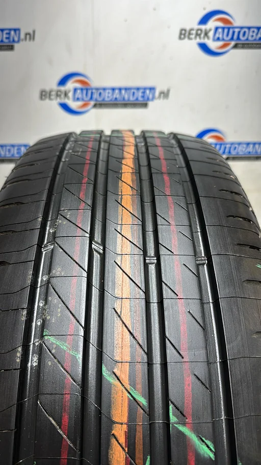2x Bridgestone Alenza 001 Enliten (DEMO) 235/60 R18 103H 235/60/18 2356018 (prijs = 2 banden)