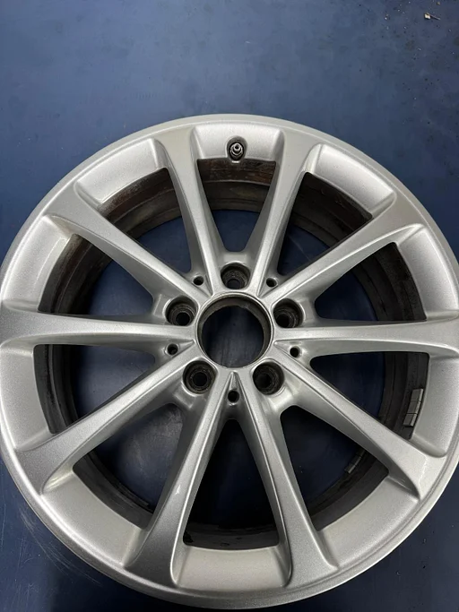 Originele Mercedes set 17 Inch 5x112 66.6 ET44 6.5J A1774010300 (set van 4)