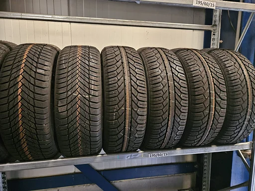 195/60/15 Winterbanden diverse A-merken 6+mm vanaf €40 p st. 1956015 195/60 R15