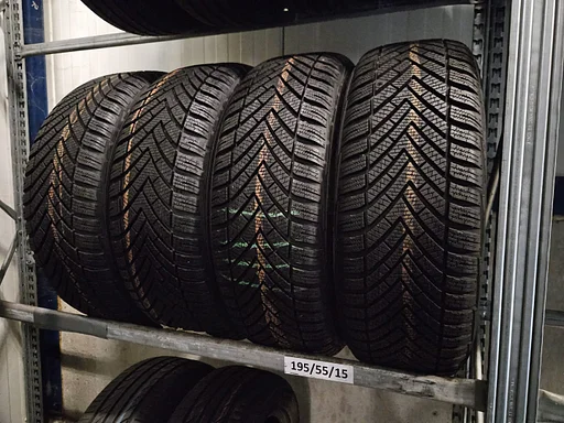 195/55/15 winterbanden diverse A-merken 6+mm vanaf €40 p st. 1955515 195/55 R15