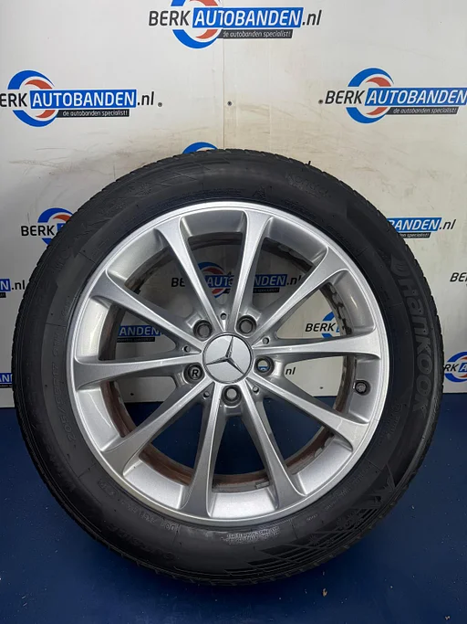Originele Mercedes winterset 17 inch 5x112x66.6 ET44 6.5J ( W177 / W247 / C118 )