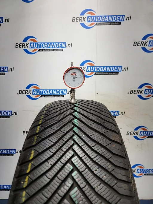 4x Michelin Alpin 7 XL 205/55 R19 97H 205/55/19 2055519 (prijs = 4 banden)