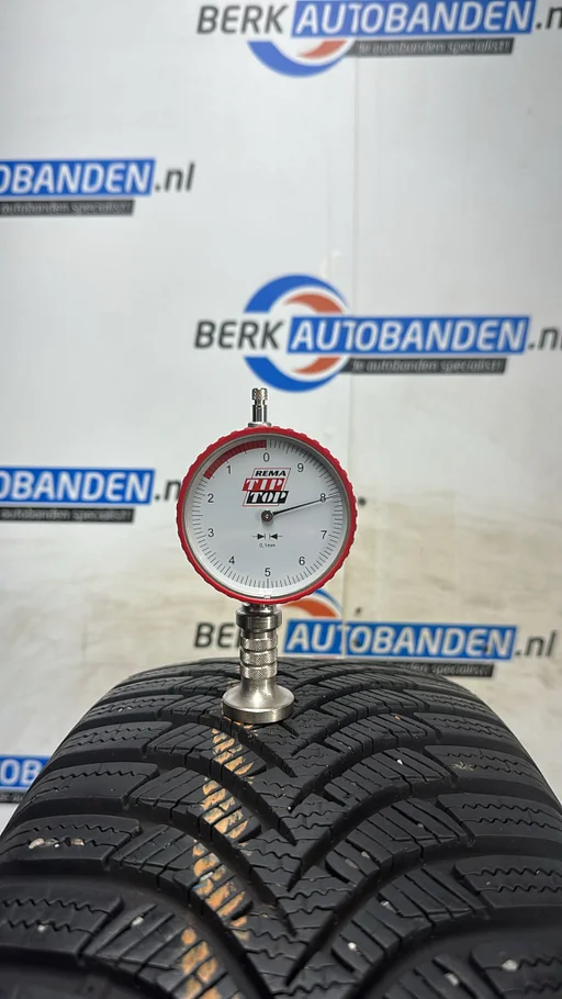 2x Hankook Winter Icept 195/65 R15 91T 195/65/15 1956515 (prijs = 2 banden)