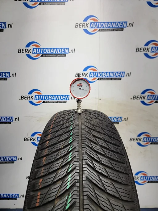 2x Michelin Alpin 5 215/65 R16 102H XL 215/65/16 2156516 (Prijs = 2 banden)