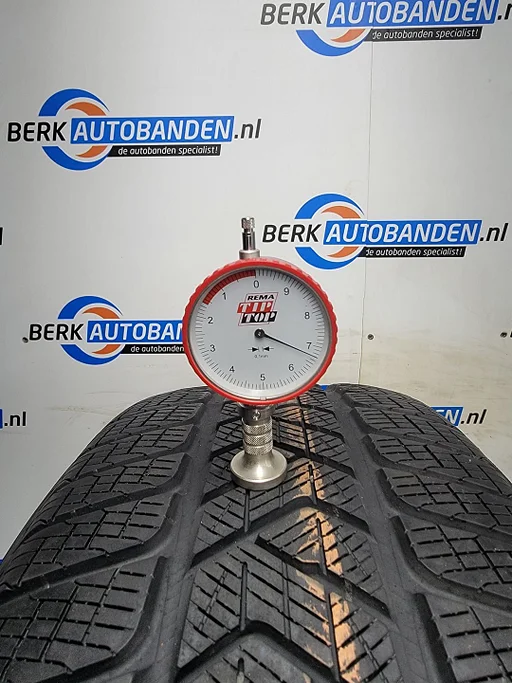 2x Pirelli Scorpion Winter RFT 255/55 R18 109H XL 255/55/18 2555518 (Prijs = 2 banden)