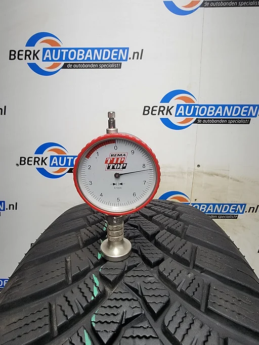 2x Falken Eurowinter HS01 SUV 225/60 R18 104V XL 225/60/18 2256018 (Prijs = 2 banden)