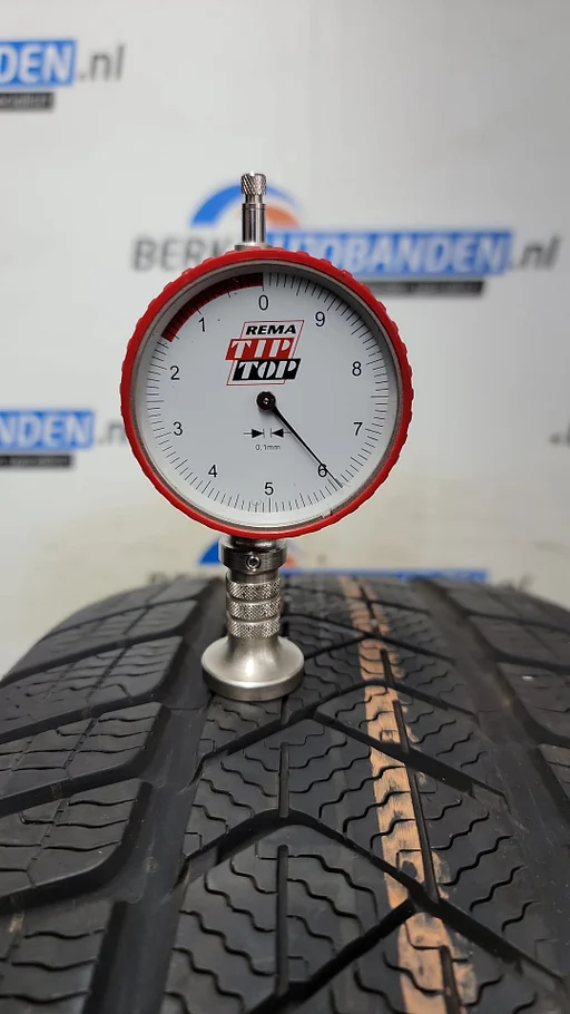 4x Pirelli Sottozero 3 (RFT) 225/45 R19 96V 225/45/19 2254519 (Prijs = 4 banden)