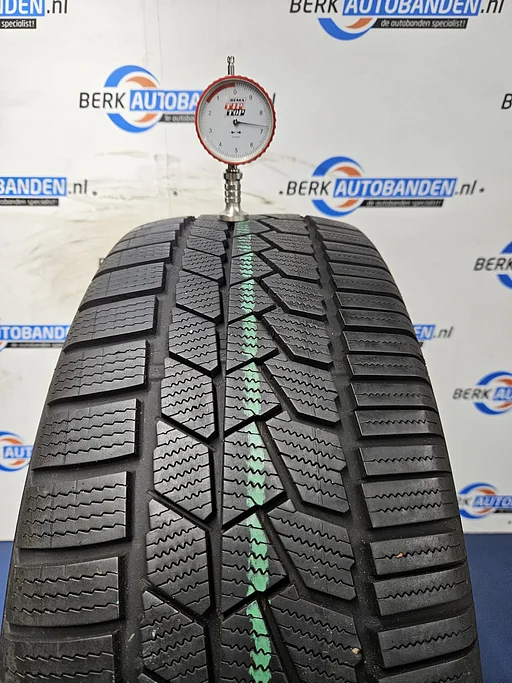 2x Continental Wintercontact TS860S SSR (RFT) 225/45 R19 96V 225/45/19 2254519 (prijs = 2 banden)