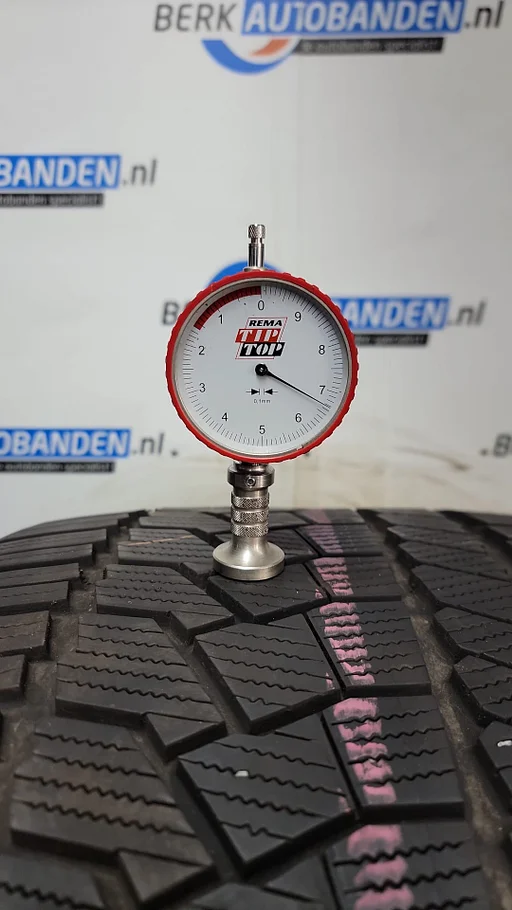 2x Continental Wintercontact TS860S 315/30 R22 107V 315/30/22 3153022 (prijs = 2 banden)