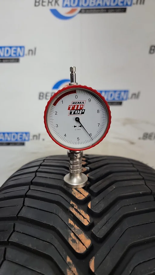 2x Michelin Crossclimate SUV XL 235/60 R18 107W 235/60/18 2356018 (prijs = 2 banden)