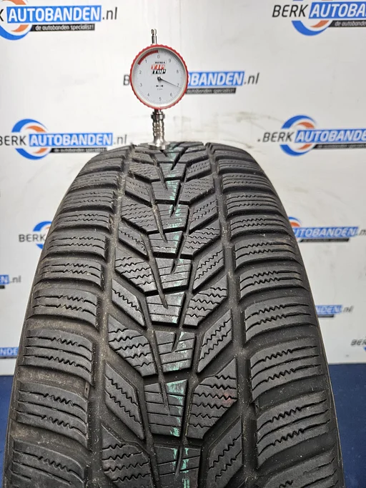 2x Hankook Winter I'cept Evo3 XL 235/60 R18 107H 235/60/18 2356018 (prijs = 2 banden)
