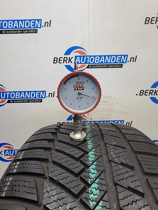 2x Continental WinterContact TS850P 235/35 R19 91W XL 235/35/19 2353519 (Prijs = 2 banden)