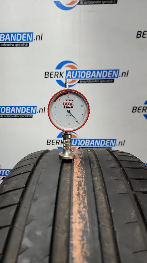 2x Michelin Pilot Sport 4 SUV XL 235/60 R18 107W 235/60/18 2356018 (prijs = 2 banden)