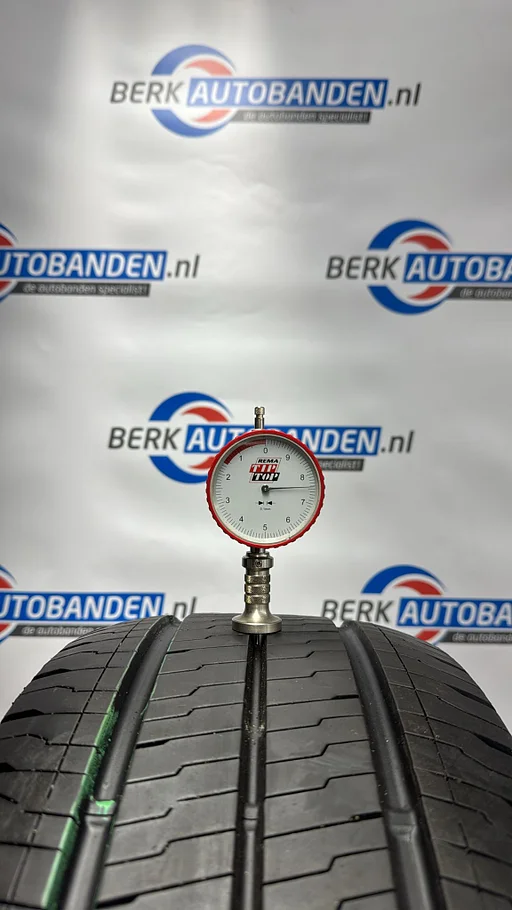 2x Continental VanContact Eco 235/65 R16C 115/113R 235/65/16C 2356516C (Prijs = 2 banden)