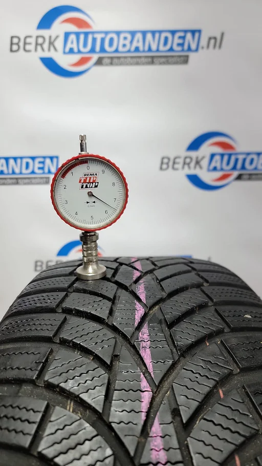 2x Toyo Observe S994 XL 215/55 R17 98V 215/55/17 2155517 (prijs = 2 banden)
