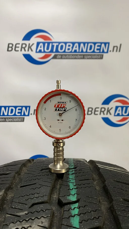 2x Toyo Observe Van 225/55 R17C 109/107H 225/55/17C 2255517C (Prijs = 2 banden)