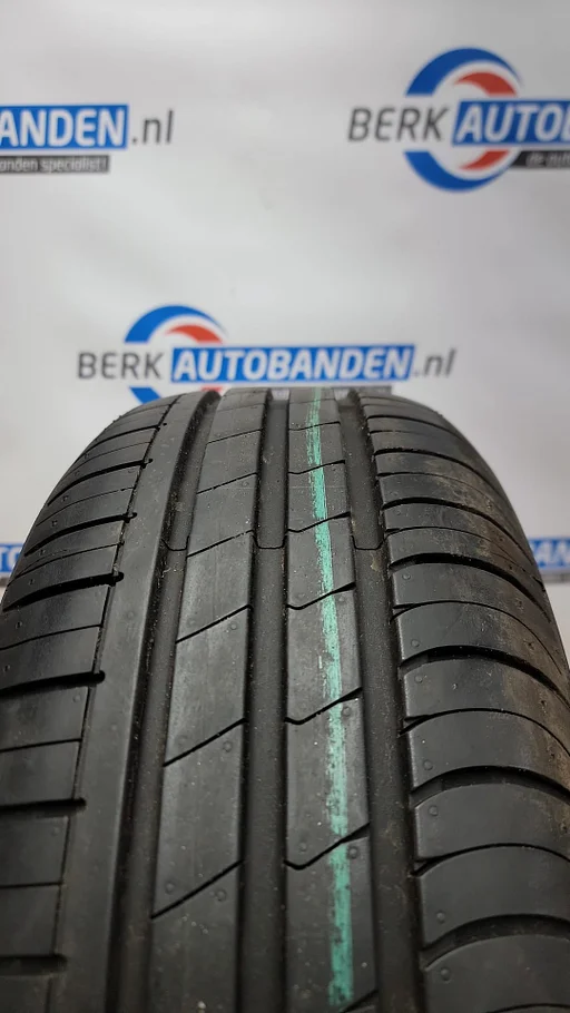 4x Hankook Kinergy Eco (DEMO) 175/50 R15 75H 175/50/15 1755015 (prijs = 4 banden)