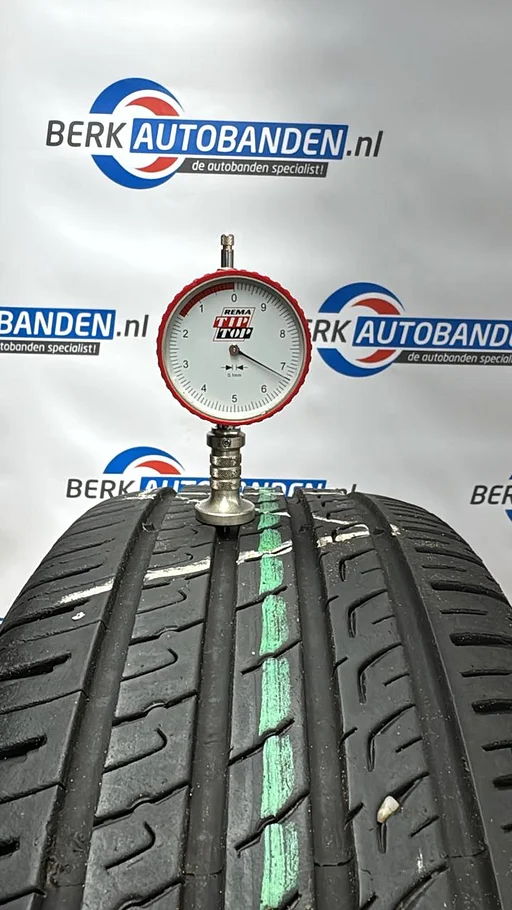 2x Barum Bravuris 5HM XL 195/50 R16 88V 195/50/16 1955016 (prijs = 2 banden)