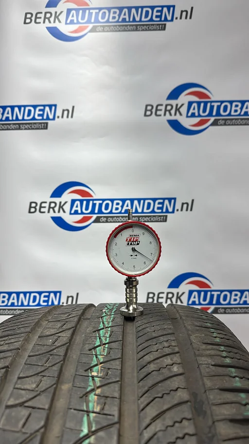 4x Pirelli Scorpion Zero All Season 285/45 R22 114Y 285/45/22 2854522 (prijs = 4 banden)