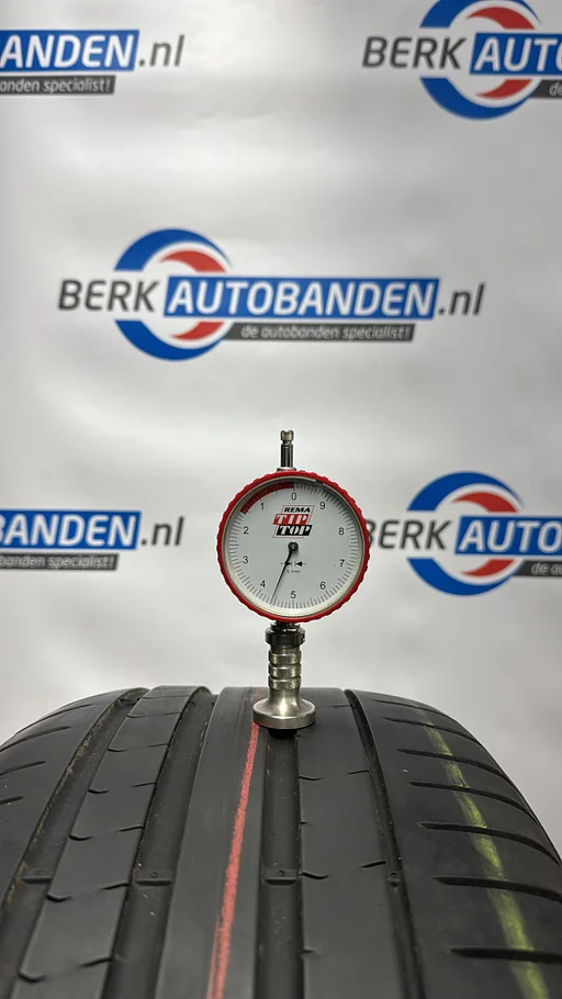 2x Pirelli P-Zero (RFT) 225/40 R20 94Y 225/40/20 2254020 (prijs = 2 banden)