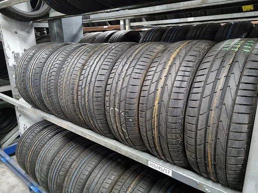 205/45/17 zomerbanden diverse A-merken 6+mm vanaf €50 p st. 2054517 205/45 R17