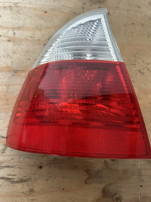 Achterlicht links BMW 3 serie E46 - 11A012B