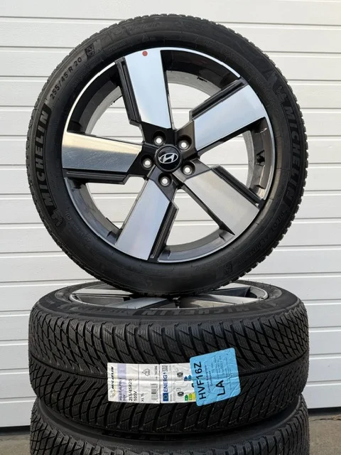 20 '' NIEUW ORIGINEEL Hyundai Santa Fe winterbanden winter set