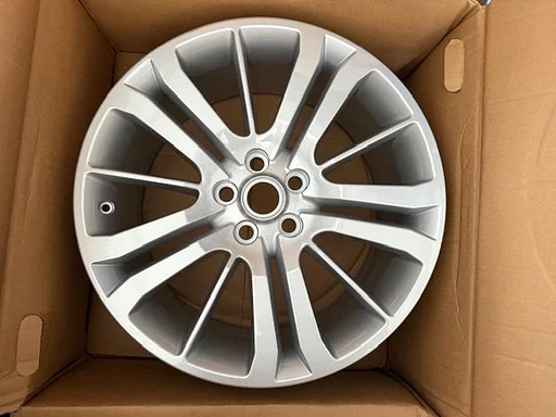 20 inch Origineel Style 3 Range Rover Sport L320 velgen NIEUW