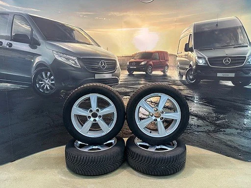 Winterset Volvo V40 16"Matres (#706)