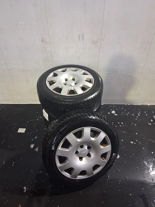 Te koop: Saab 9-5 Velgen set + winterbanden