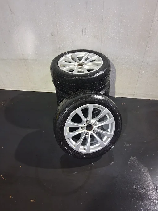 Te koop BMW 3 en 4 serie velgen set + nieuwe winterbanden