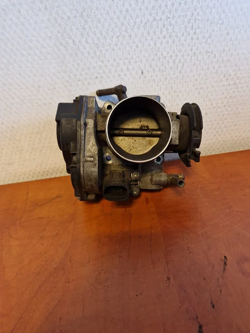 Gasklephuis Volkswagen Audi 1.6 PBTGF20