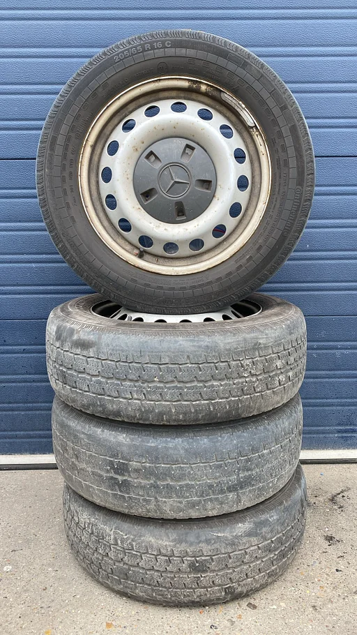 Mercedes-Benz Vito Viano velgen 205-60-16 5x112 - Set 20.28